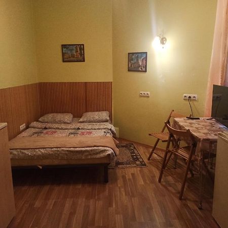 Смарт-Економ,10 Хв До Ж/Д Вокзалу Apartment Lviv Bagian luar foto