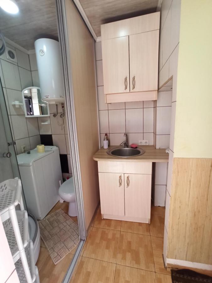 Смарт-Економ,10 Хв До Ж/Д Вокзалу Apartment Lviv Bagian luar foto